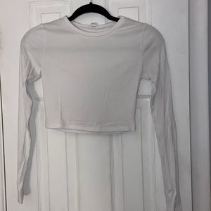 Long sleeve cropped top